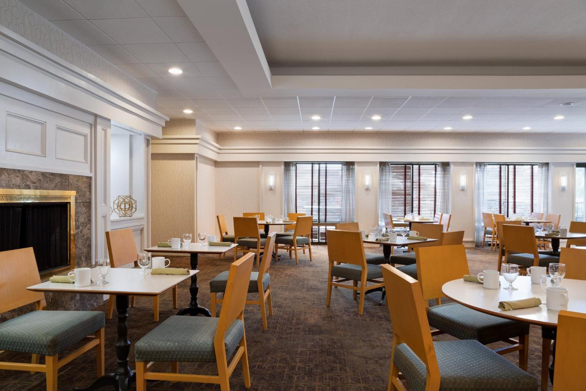 Holiday Inn Washington-Dulles International Airport By Ihg Sterling Extérieur photo